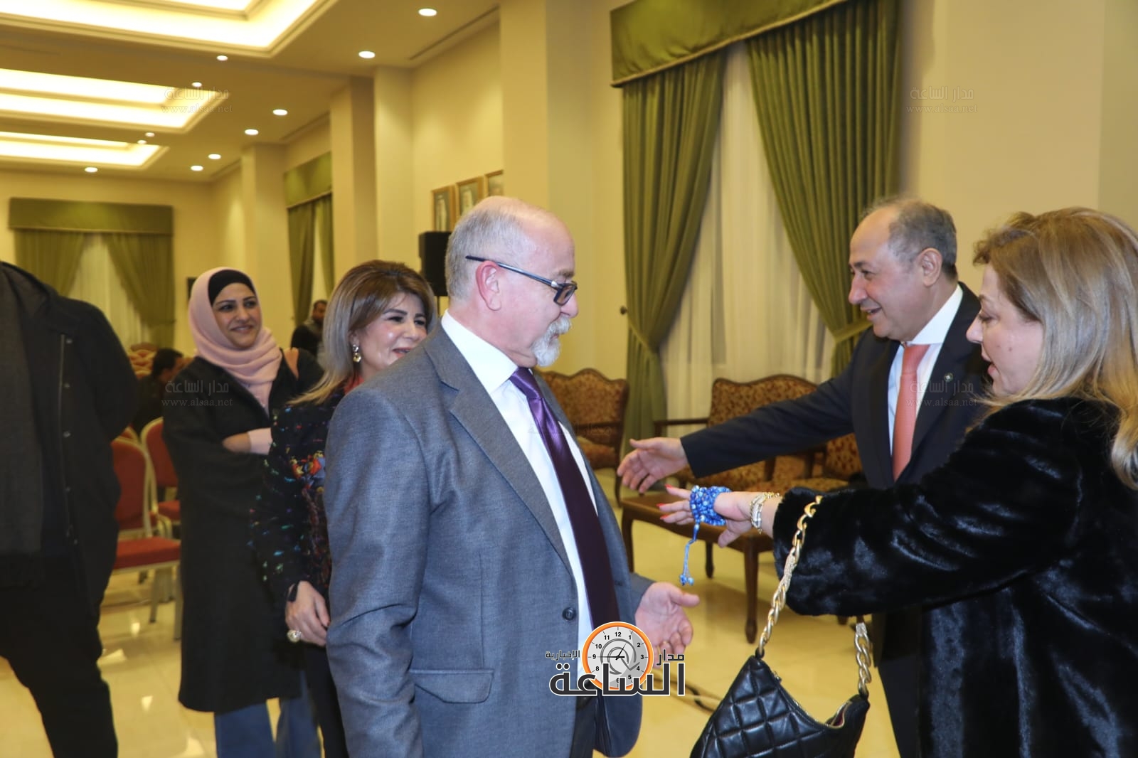 Madar Al-Saa Images 0.6174898929640735