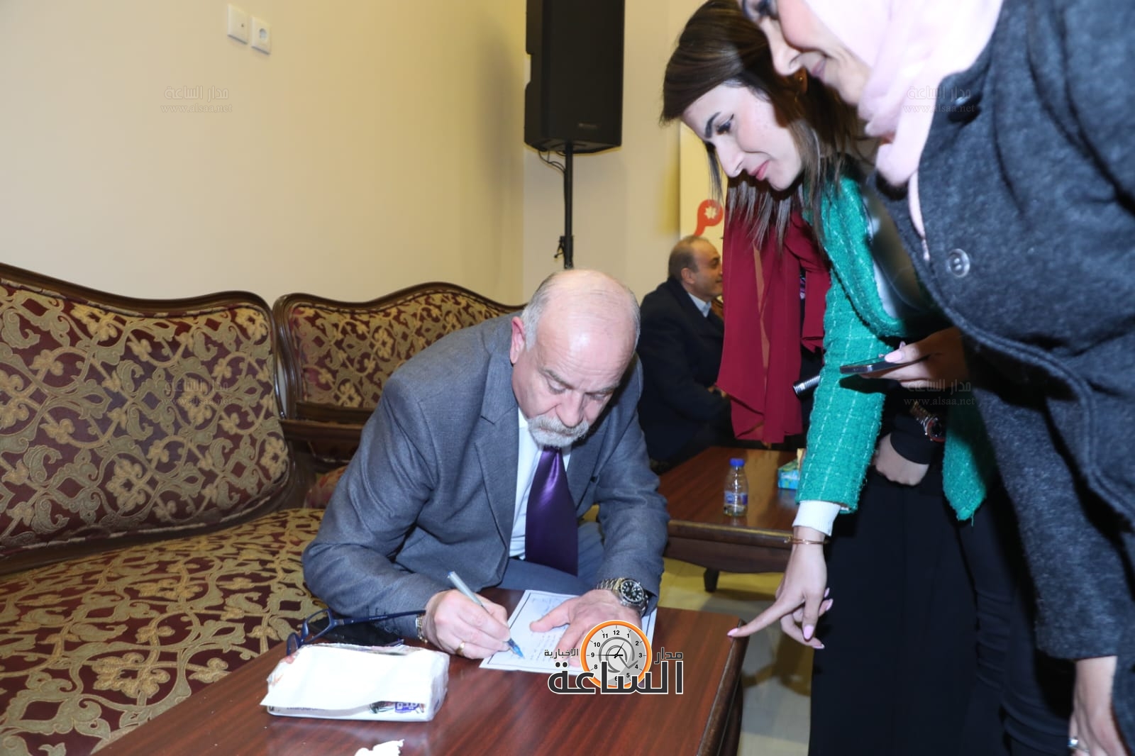 Madar Al-Saa Images 0.6490134103064109