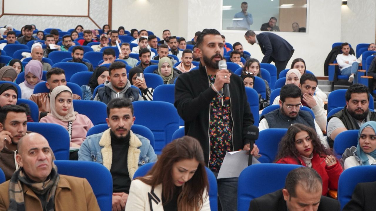 Madar Al-Saa Images 0.8975542779197216