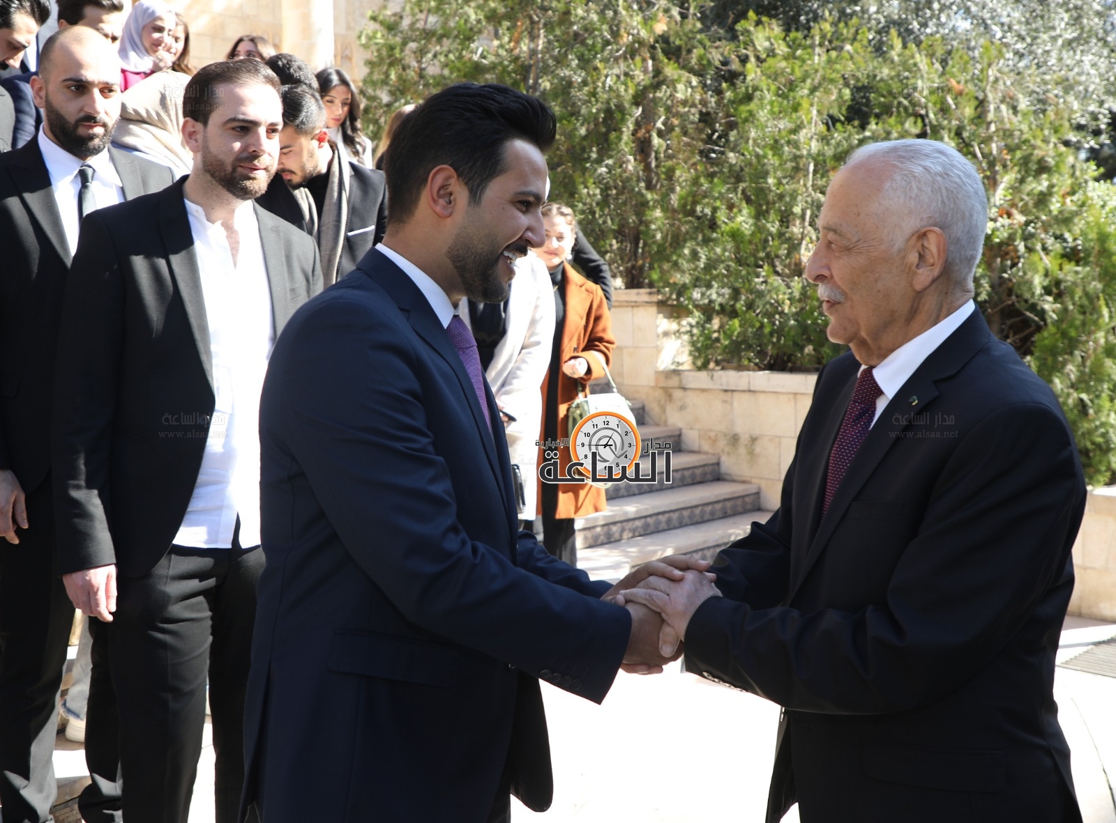 Madar Al-Saa Images 0.5239181601662035