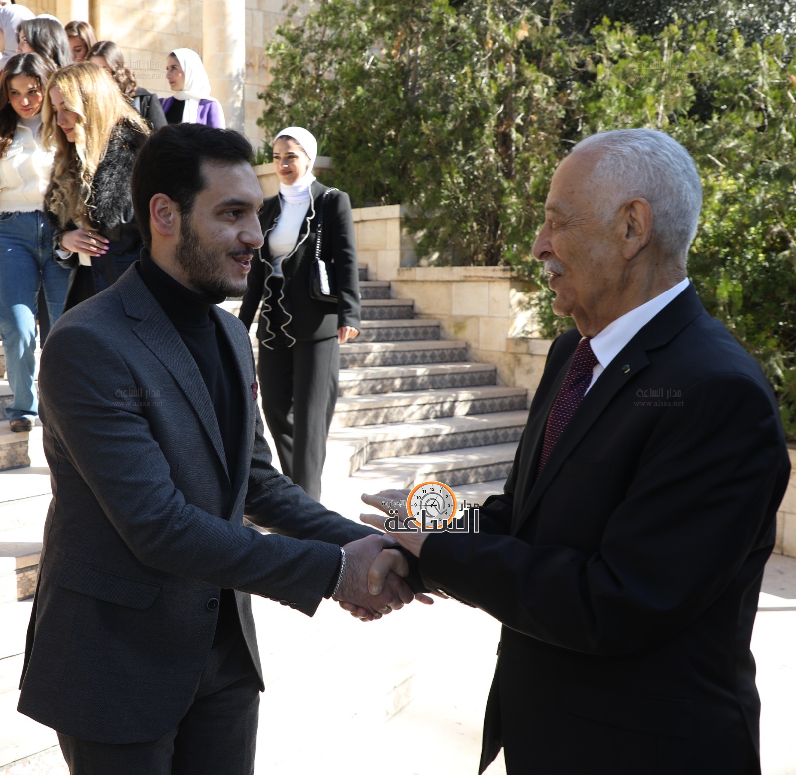 Madar Al-Saa Images 0.1920668177785343