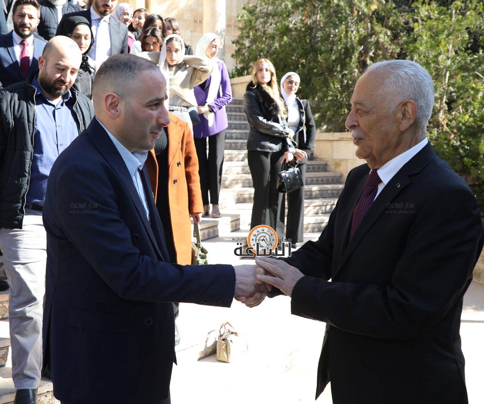 Madar Al-Saa Images 0.7374062740299685