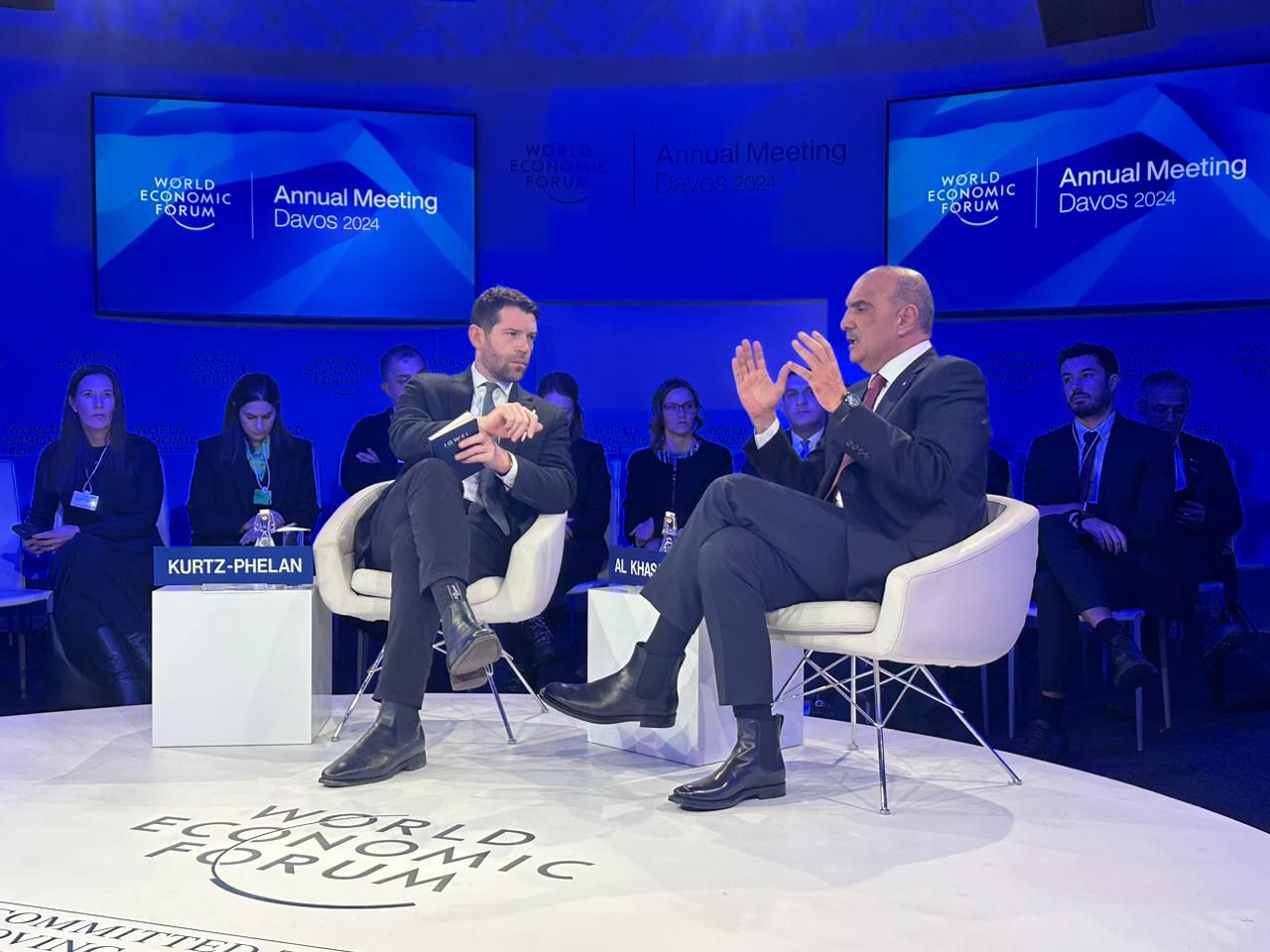 Madar Al-Saa Images 0.2953875843929219