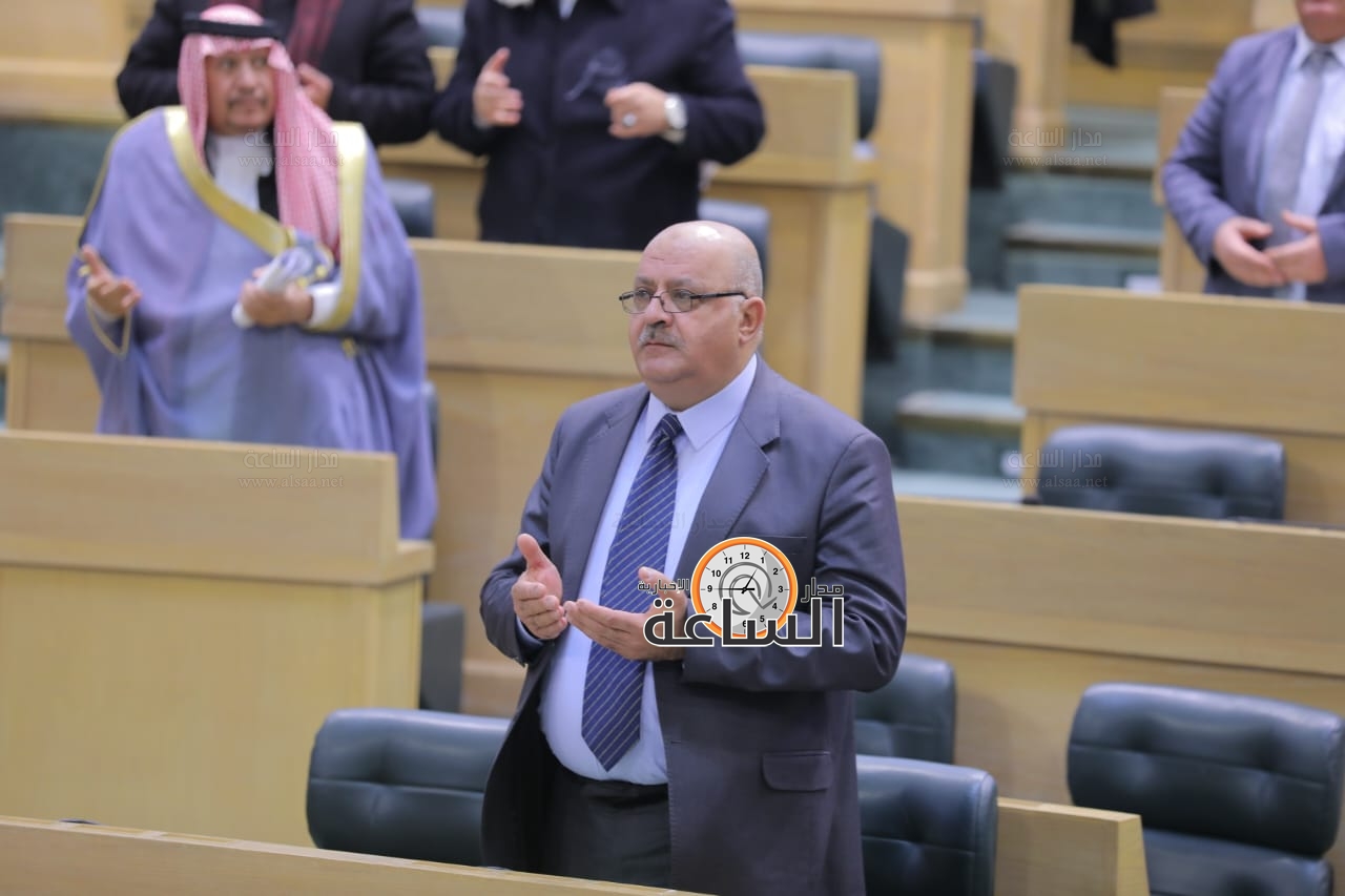 Madar Al-Saa Images 0.6870706735102023