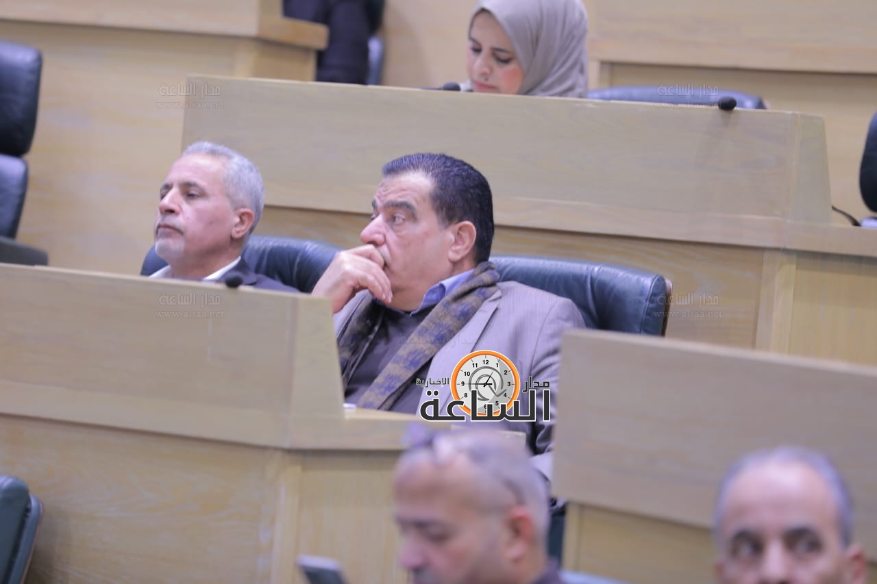 Madar Al-Saa Images 0.8773217552384549