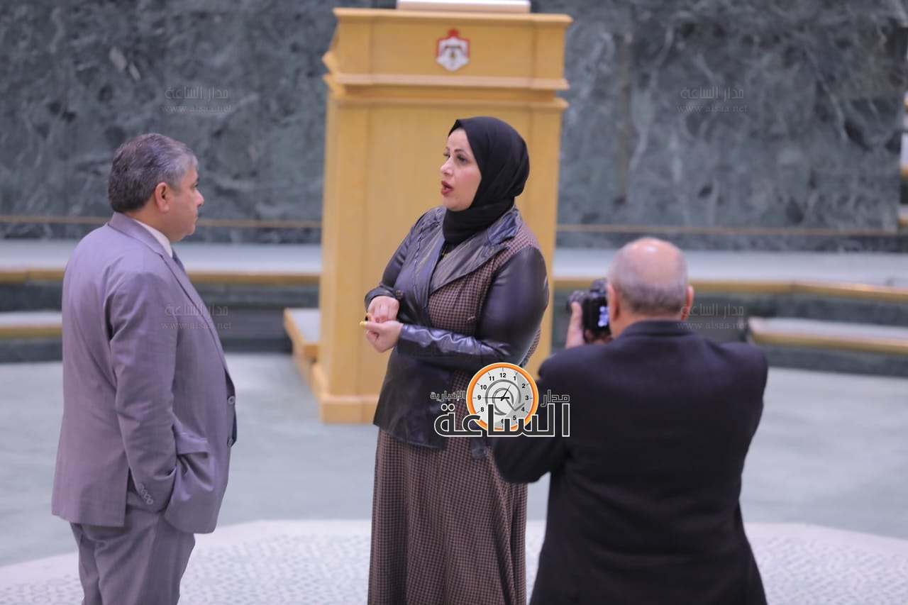 Madar Al-Saa Images 0.2005628052546815