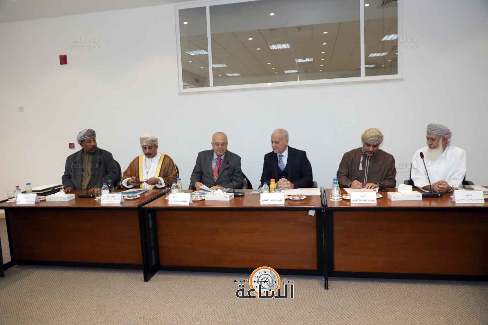 Madar Al-Saa Images 0.16320014094385482