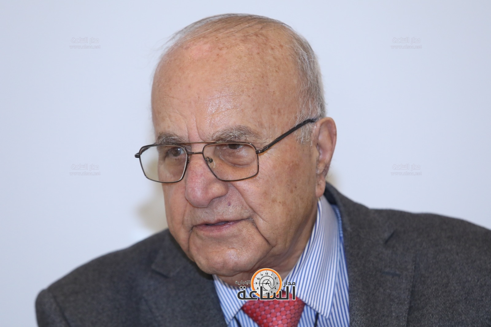 Madar Al-Saa Images 0.23437480375042452