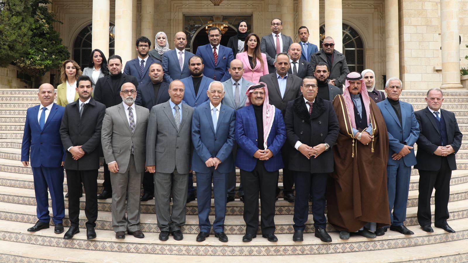 Madar Al-Saa Images 0.004974764631317852