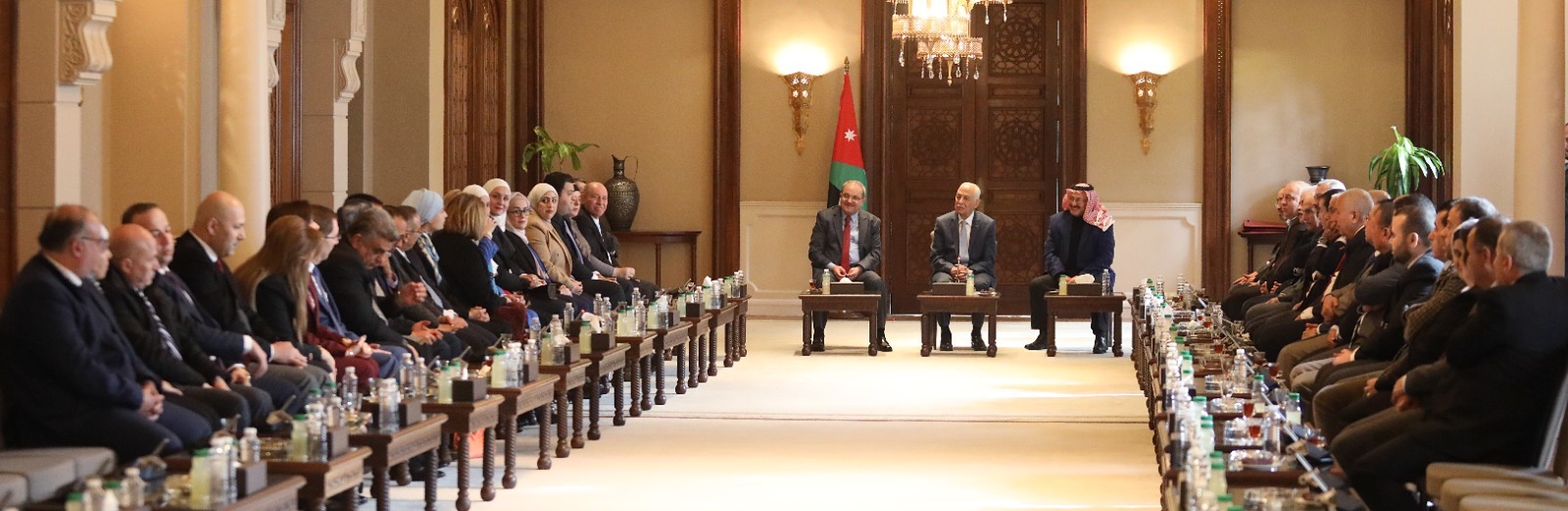 Madar Al-Saa Images 0.023244411531175402