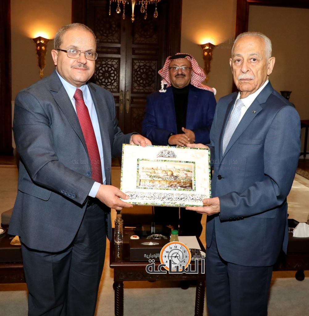 Madar Al-Saa Images 0.941792219306578