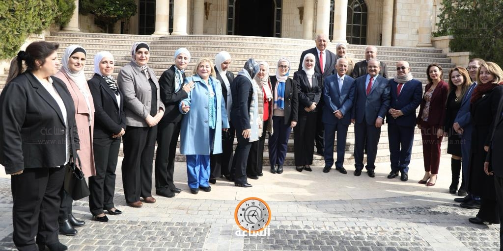 Madar Al-Saa Images 0.051489868191197274