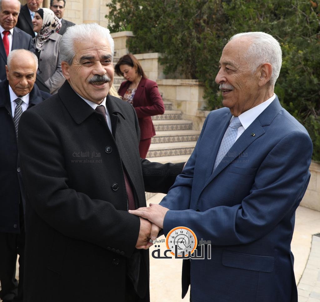 Madar Al-Saa Images 0.6369976354738542