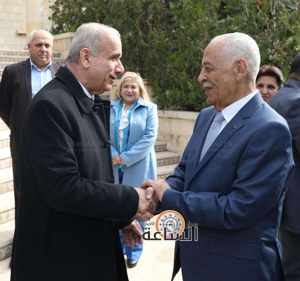 Madar Al-Saa Images 0.7057778866290452