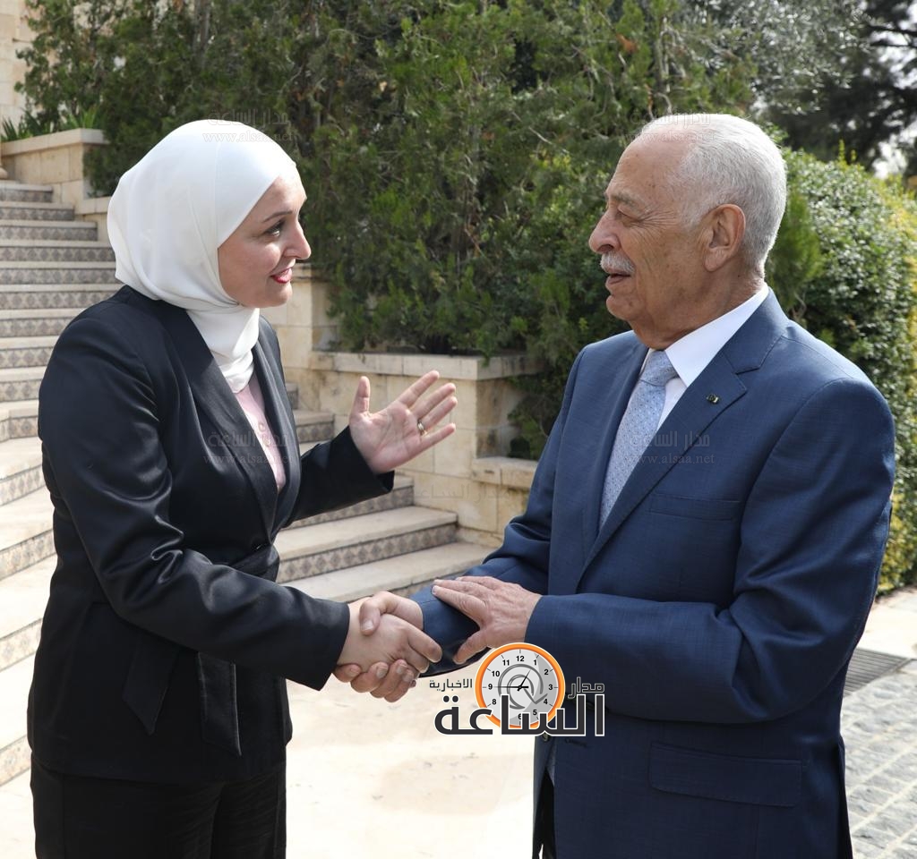 Madar Al-Saa Images 0.17658488086699786