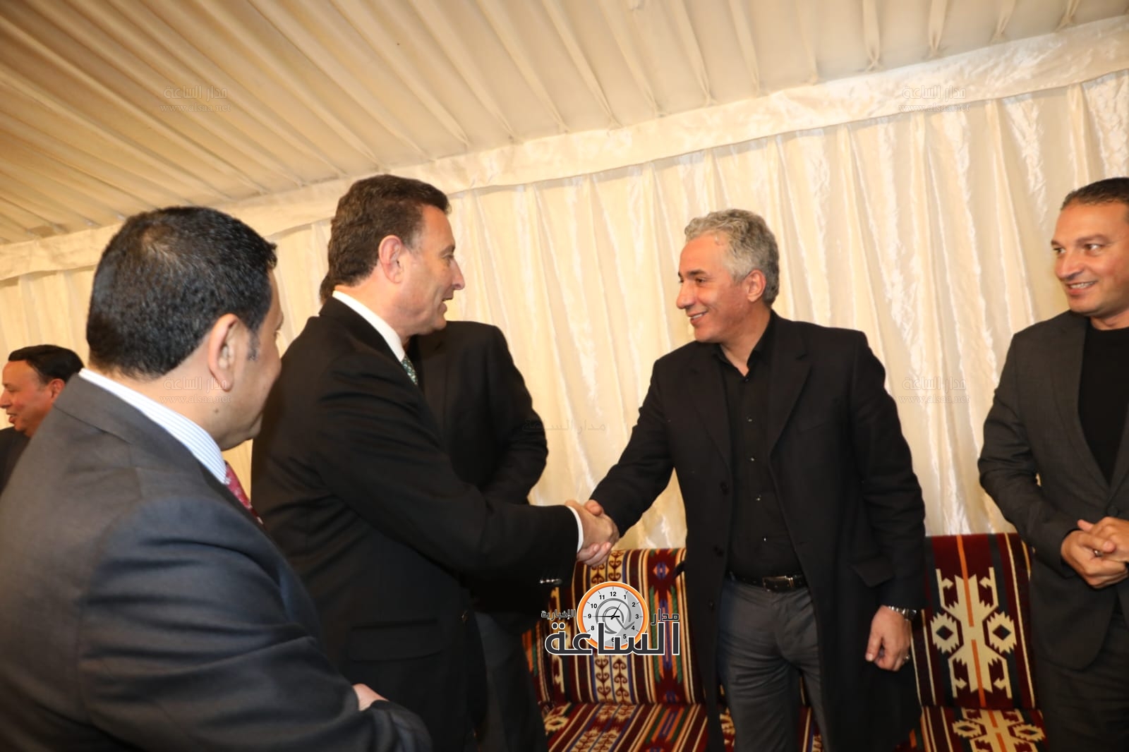 Madar Al-Saa Images 0.02036009257722382