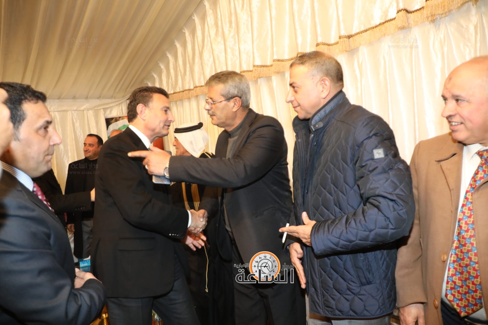 Madar Al-Saa Images 0.2825855755843183