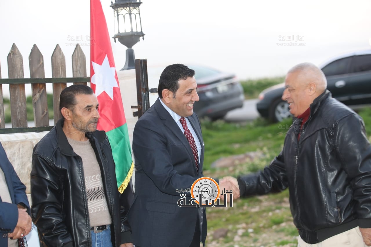 Madar Al-Saa Images 0.13447455945195963