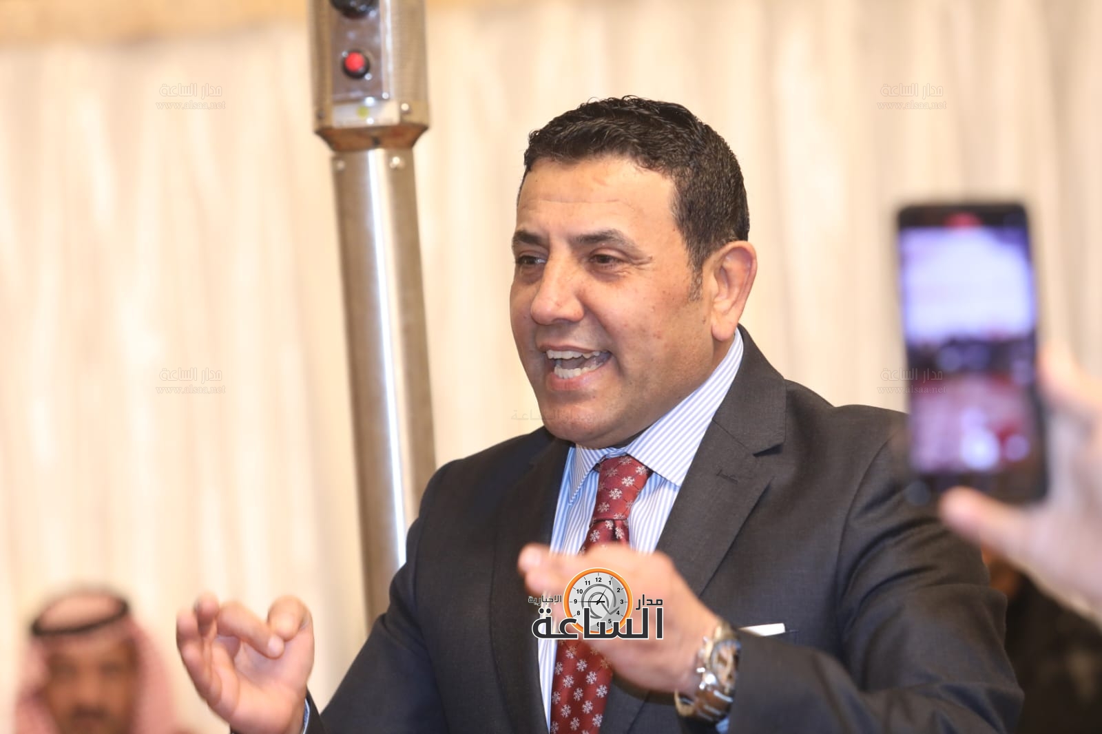 Madar Al-Saa Images 0.22306043858839675