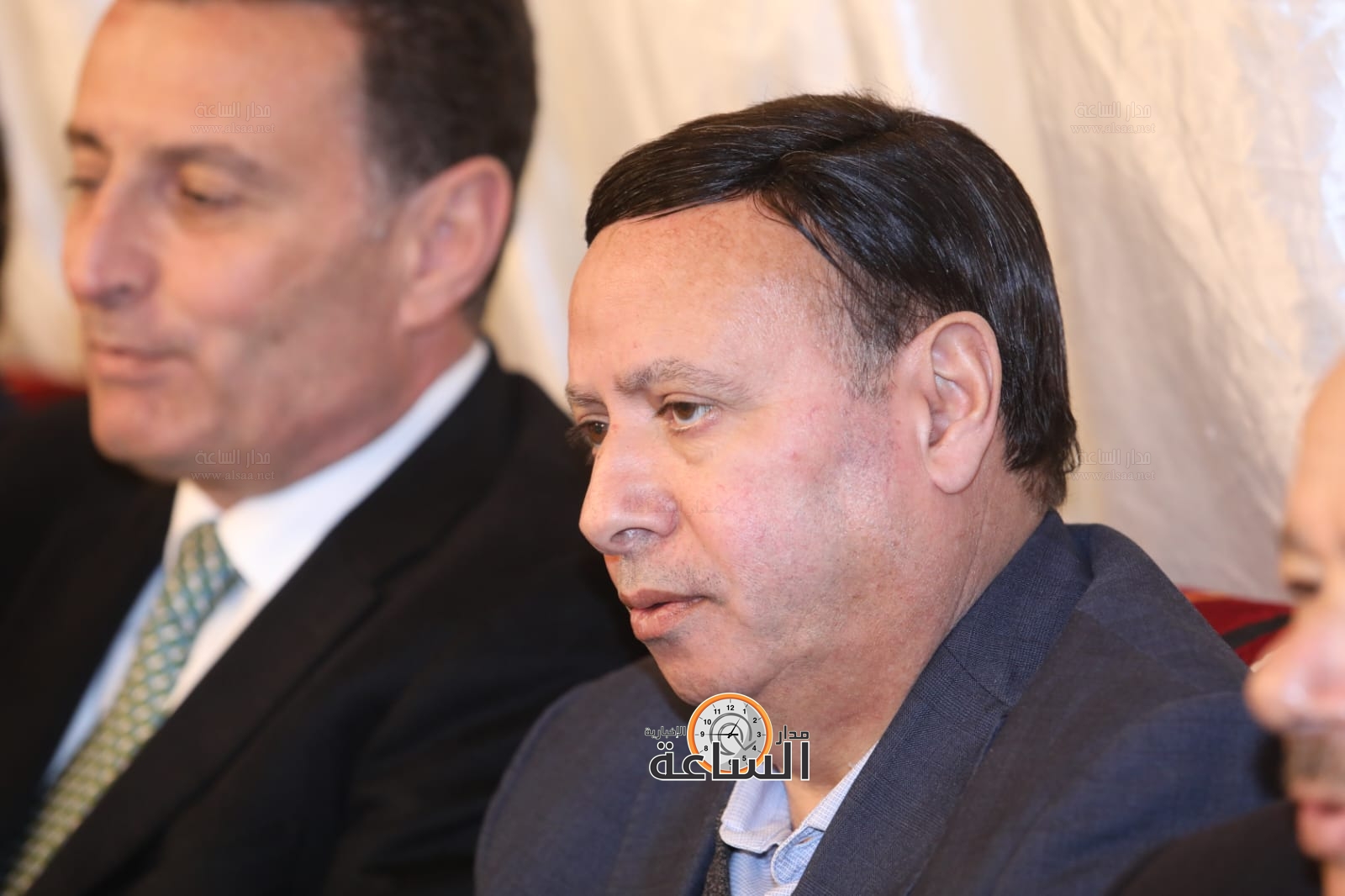 Madar Al-Saa Images 0.42118887150726514