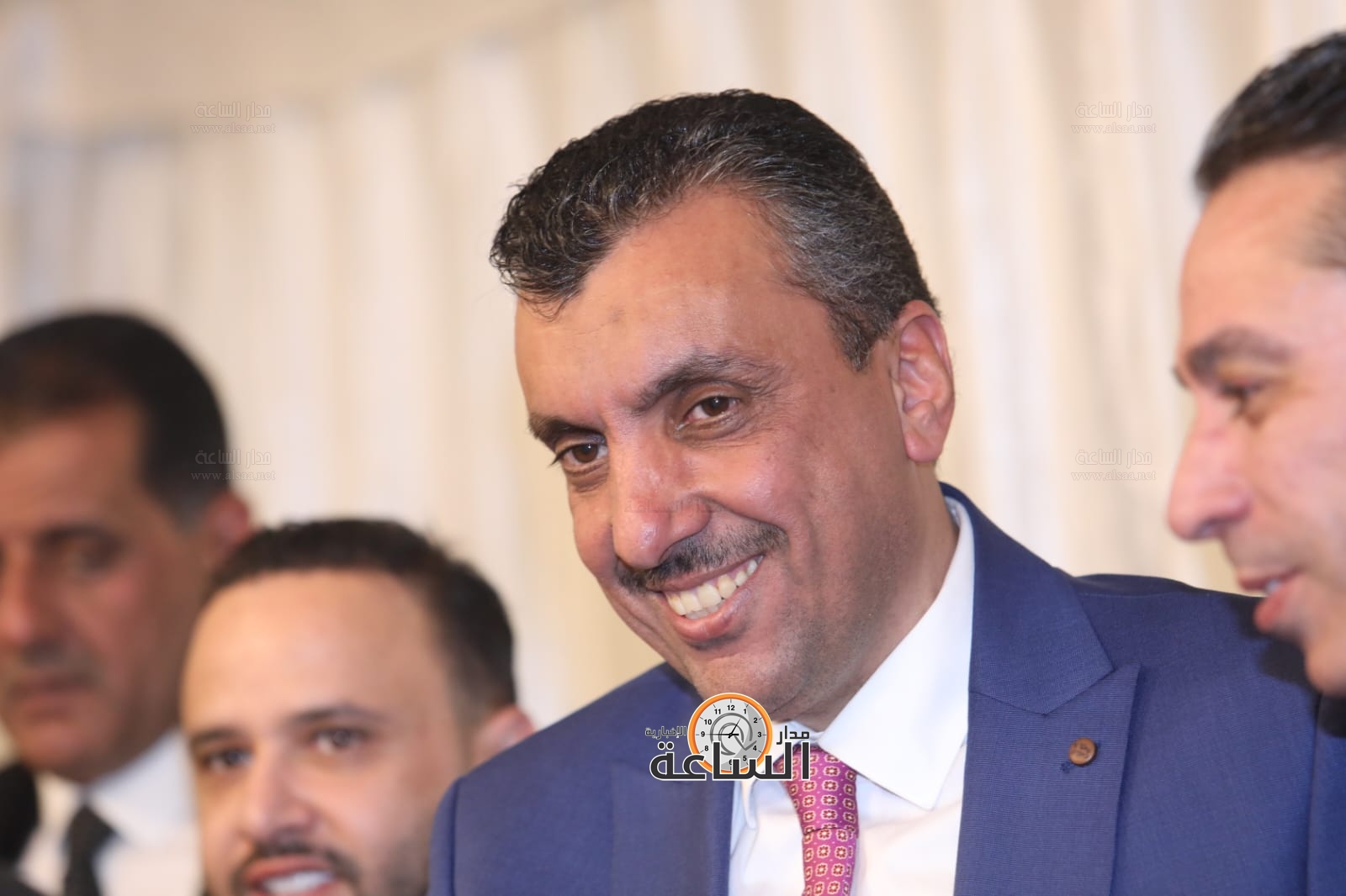 Madar Al-Saa Images 0.49102867528576866