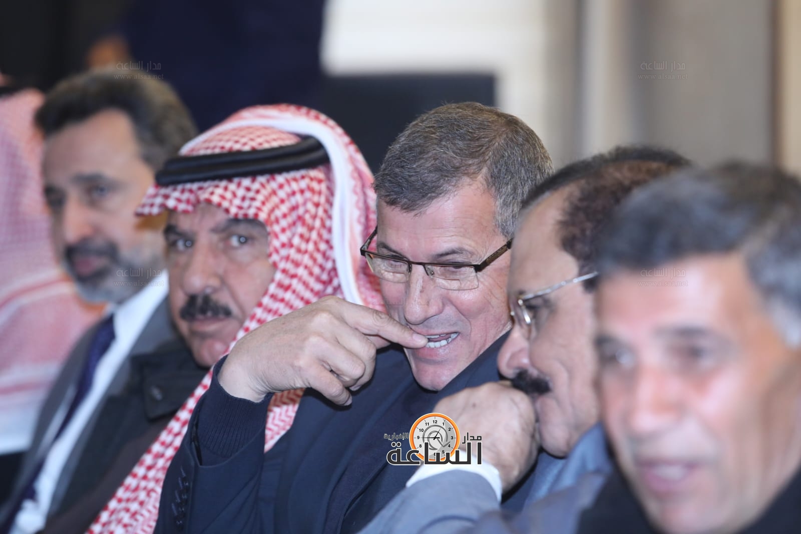 Madar Al-Saa Images 0.3915240545387473