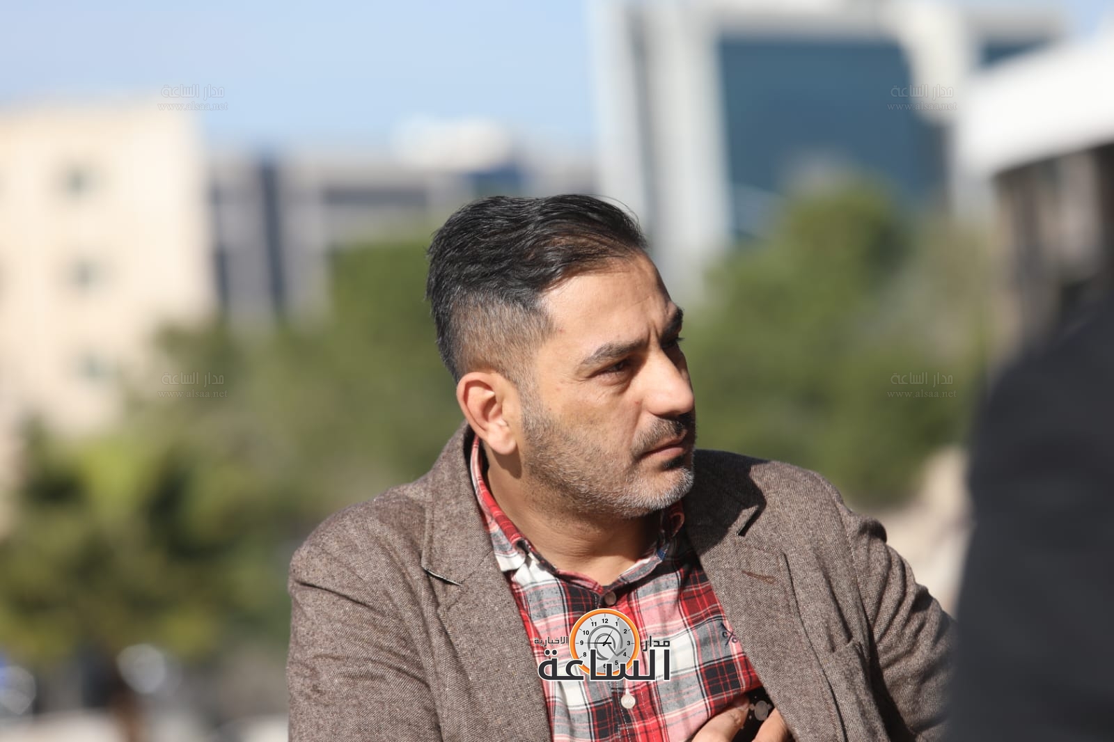 Madar Al-Saa Images 0.4442321135675318