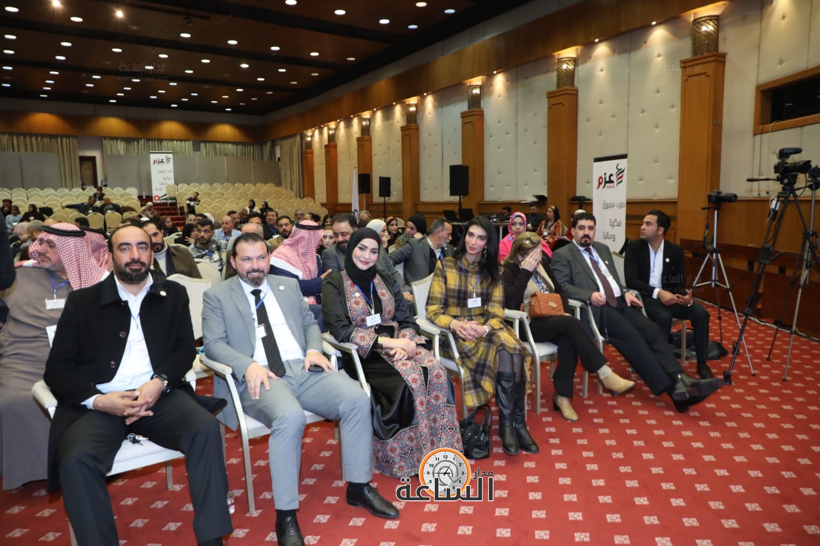 Madar Al-Saa Images 0.9358813107552741