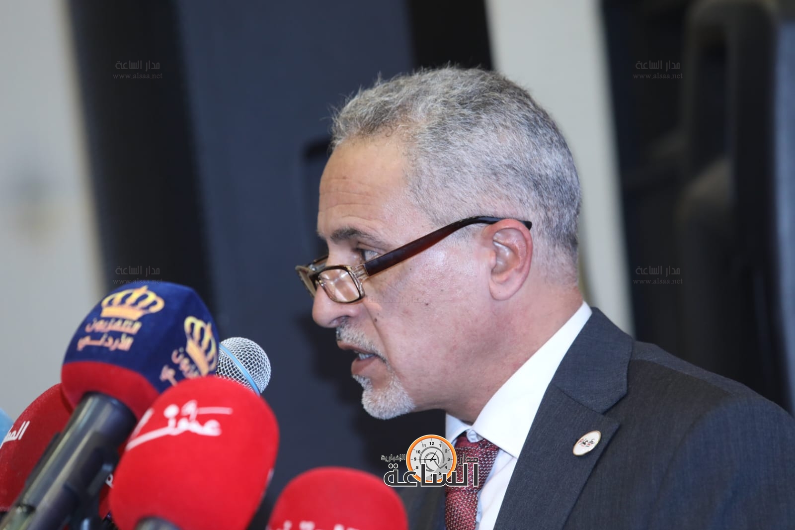 Madar Al-Saa Images 0.2914124399030895