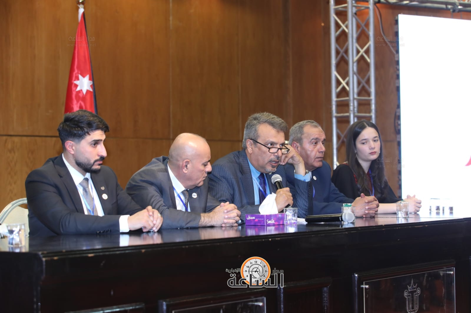 Madar Al-Saa Images 0.9631291256485639