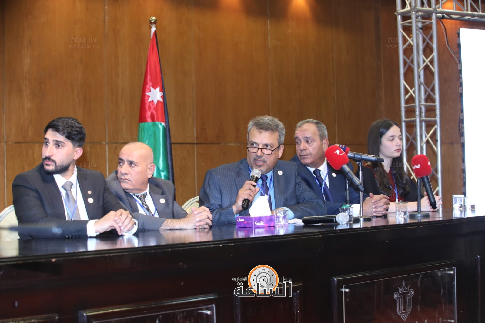 Madar Al-Saa Images 0.5613693140653853