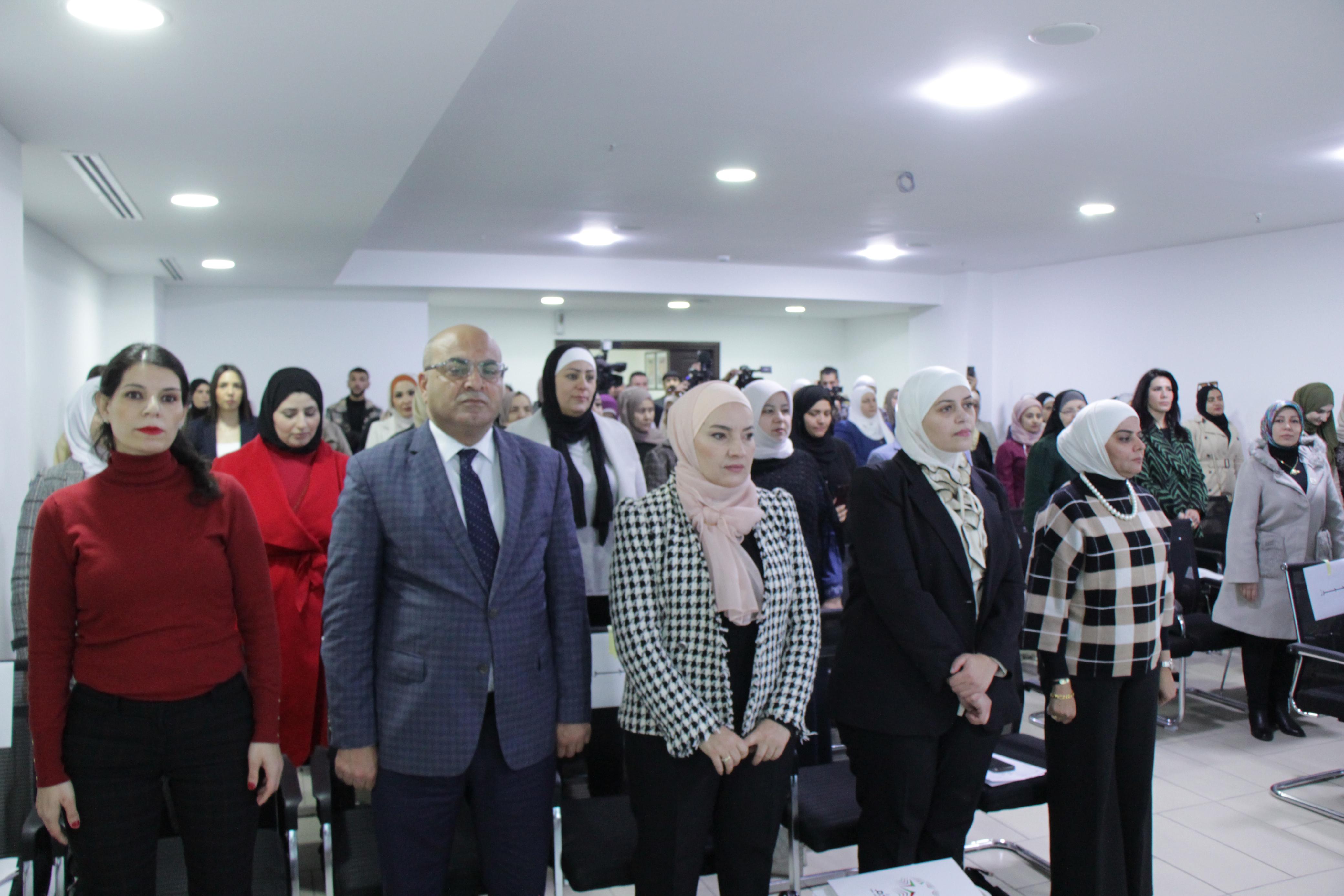 Madar Al-Saa Images 0.749970915678962