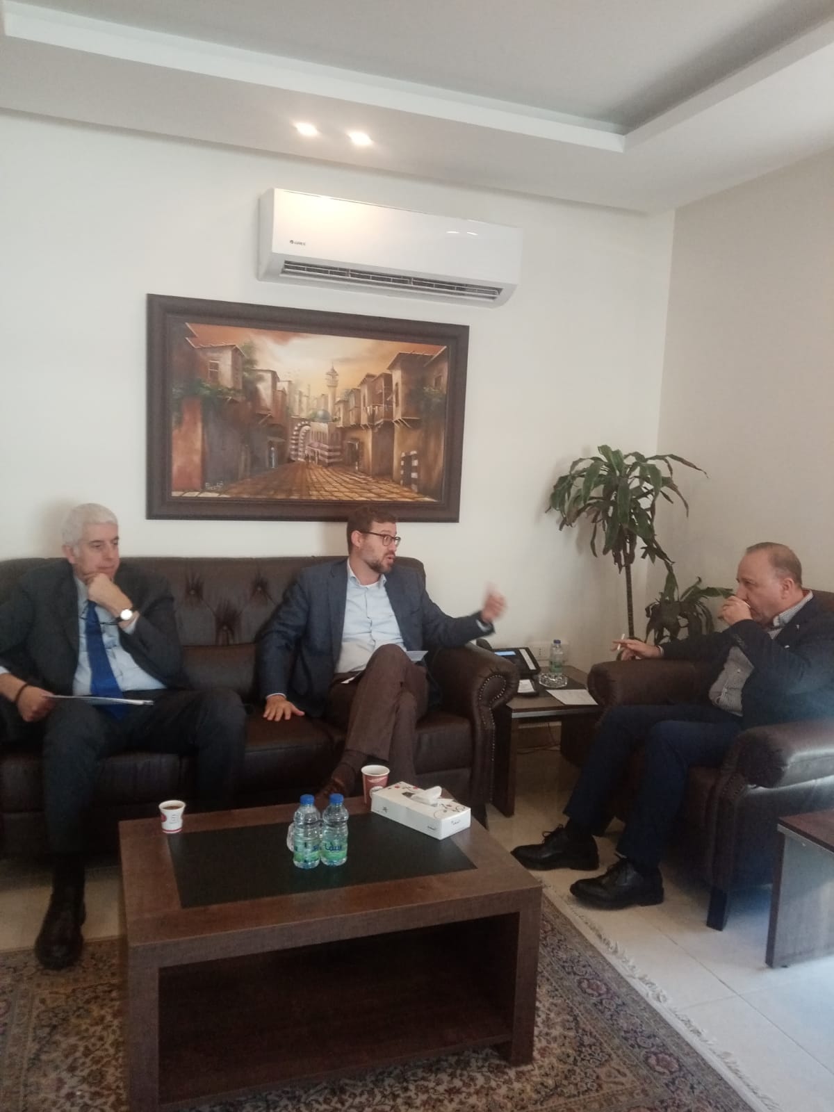 Madar Al-Saa Images 0.38347585989951827