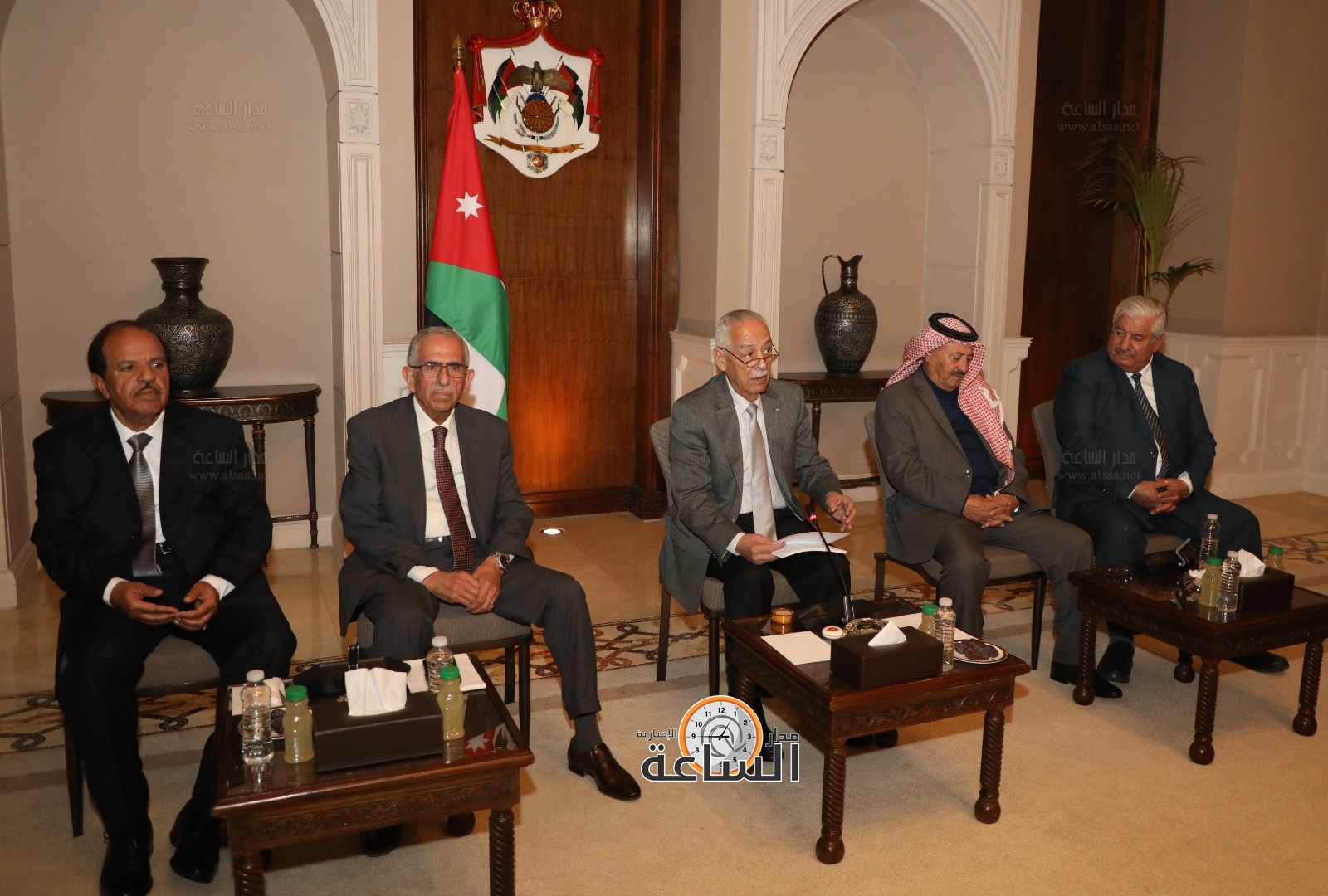 Madar Al-Saa Images 0.9983255416121088