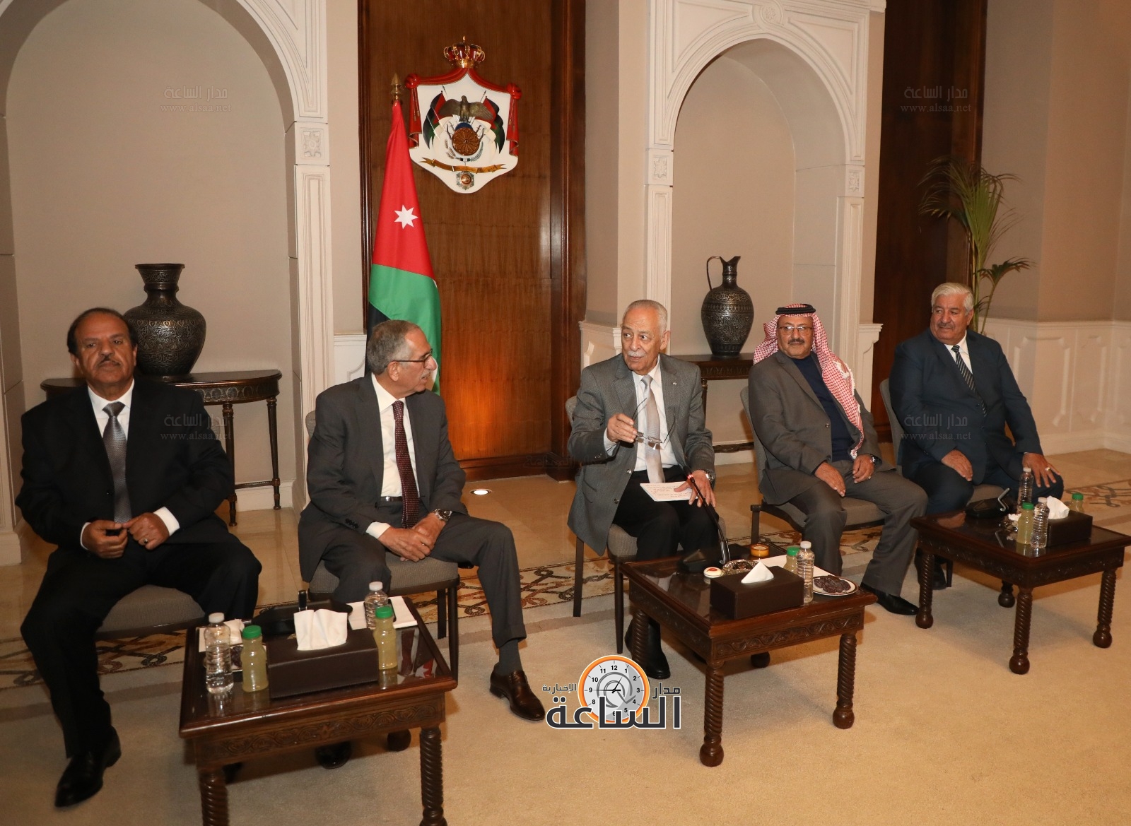 Madar Al-Saa Images 0.2199887682446695