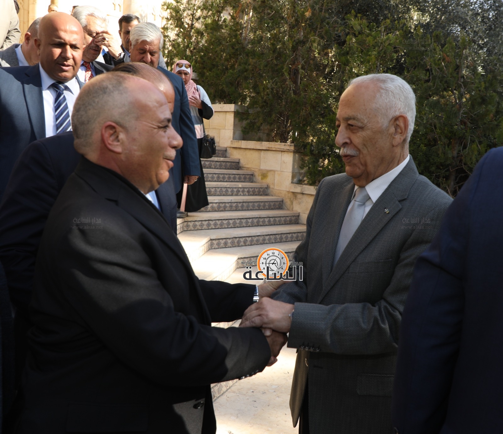 Madar Al-Saa Images 0.8182768684264989