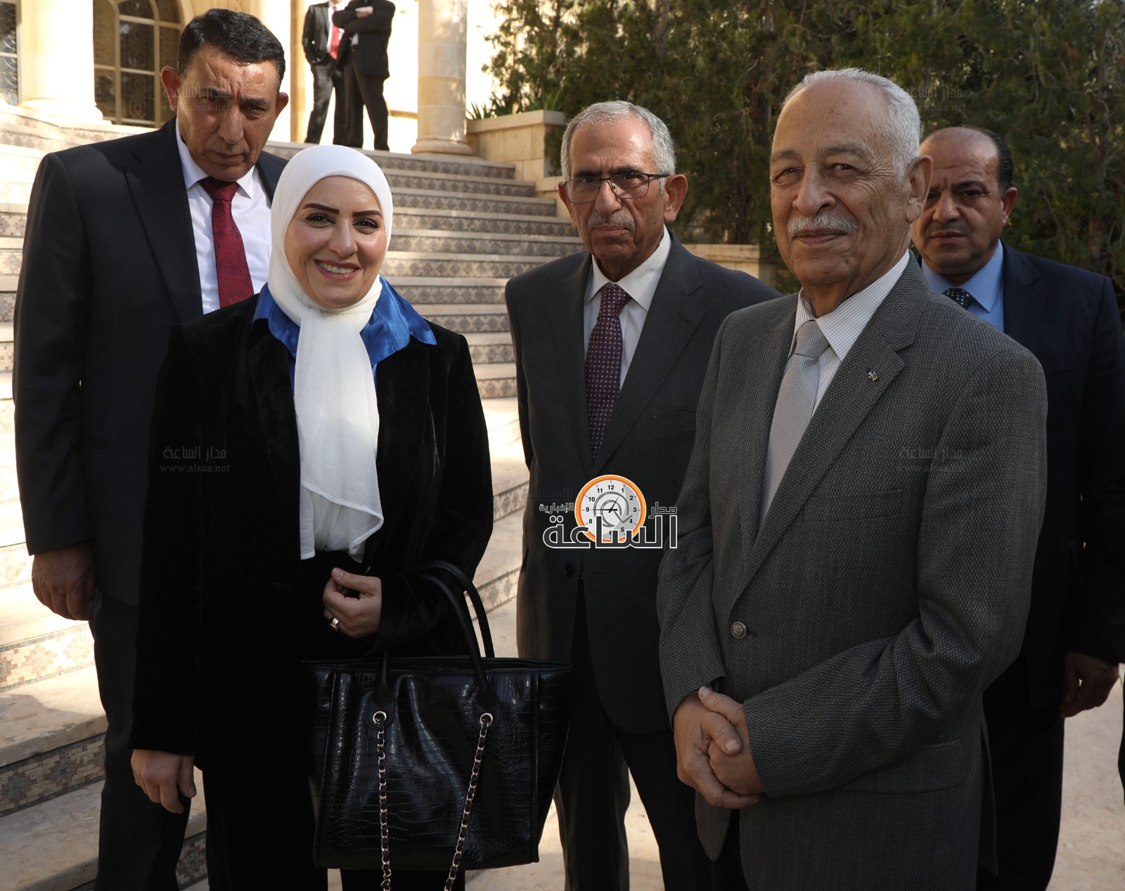 Madar Al-Saa Images 0.9079411567069999