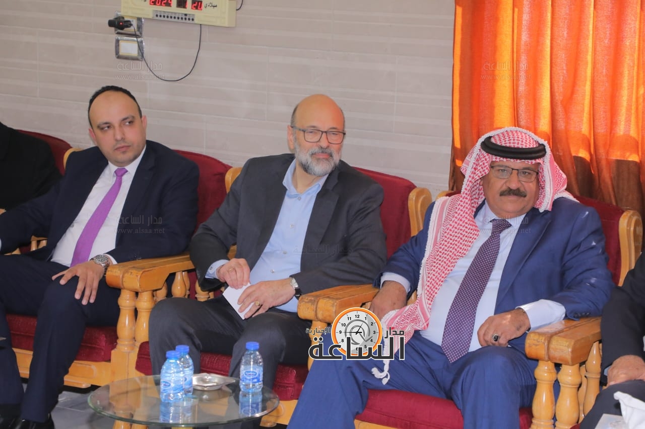 Madar Al-Saa Images 0.32602188008235045