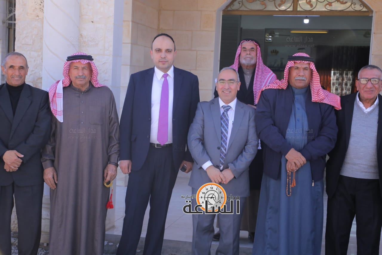 Madar Al-Saa Images 0.11297532852380687