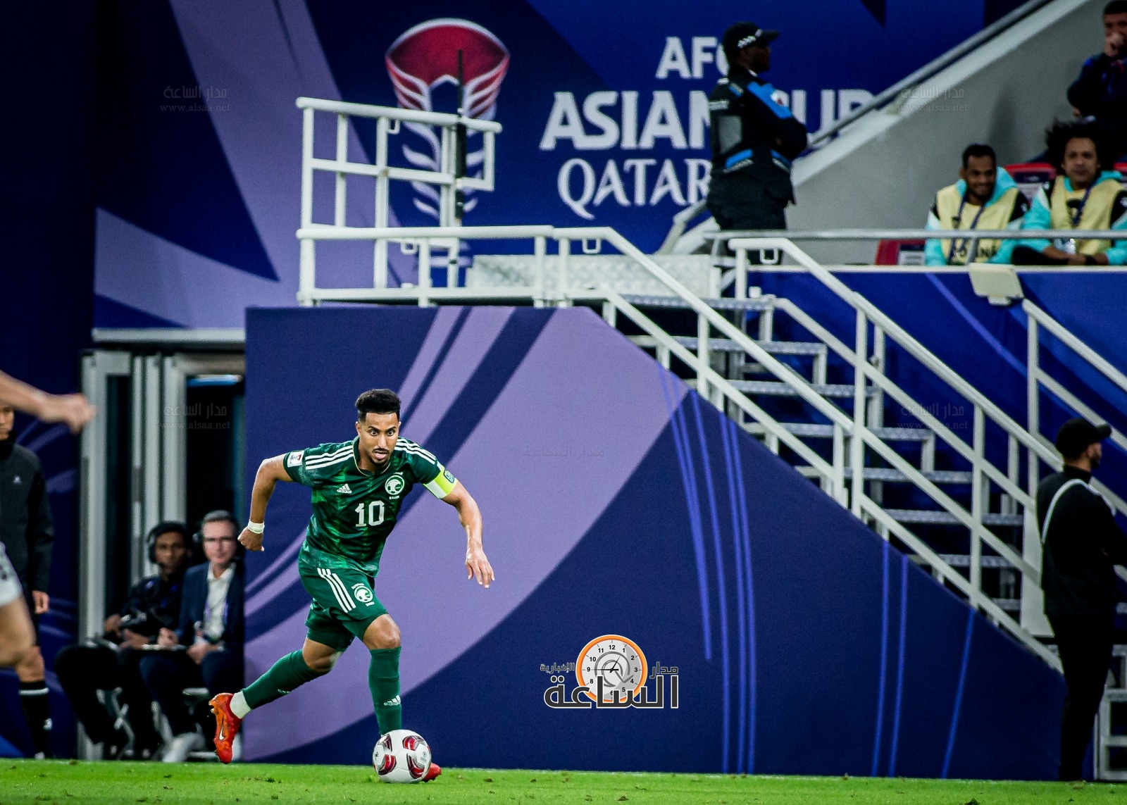 Madar Al-Saa Images 0.6687783597306598