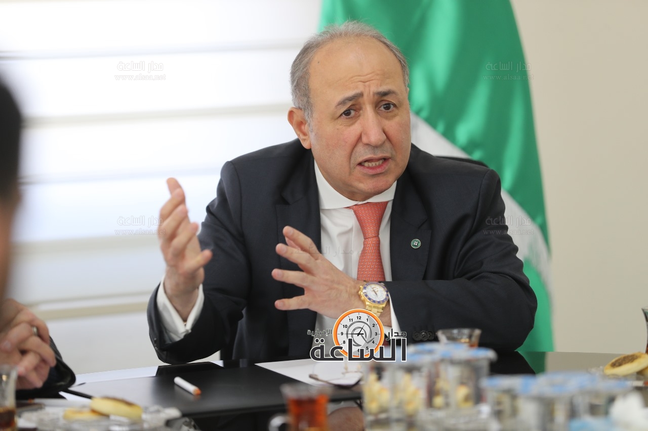 Madar Al-Saa Images 0.41489567071868283