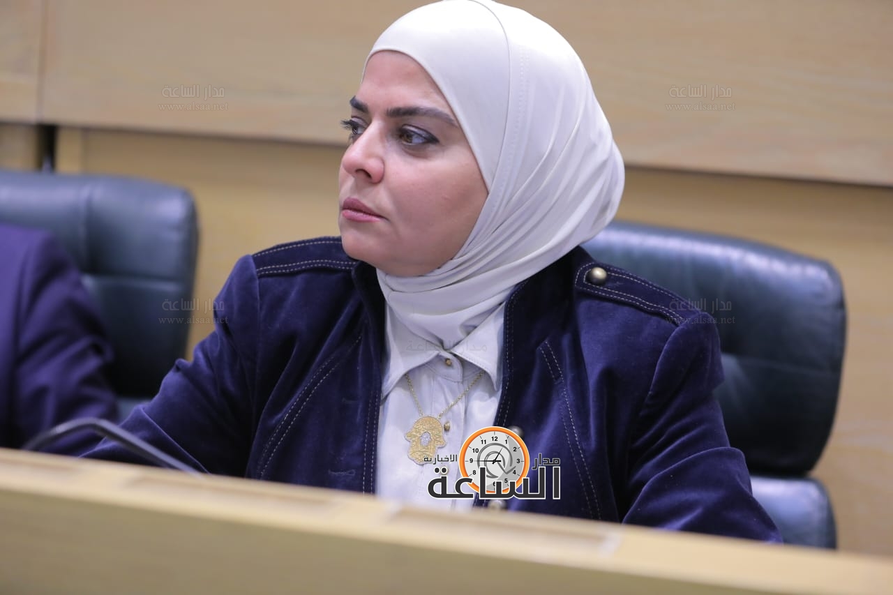 Madar Al-Saa Images 0.3703202579786067