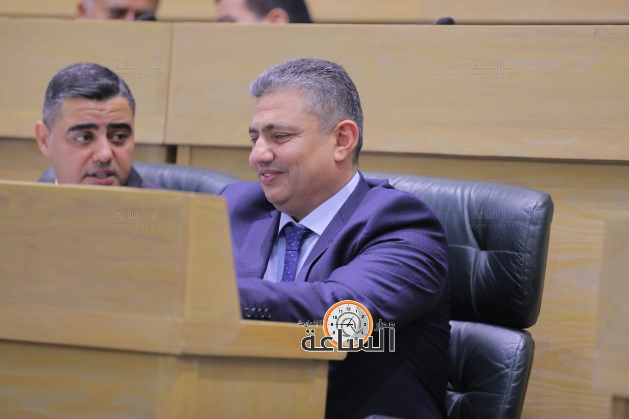 Madar Al-Saa Images 0.4868180709304275