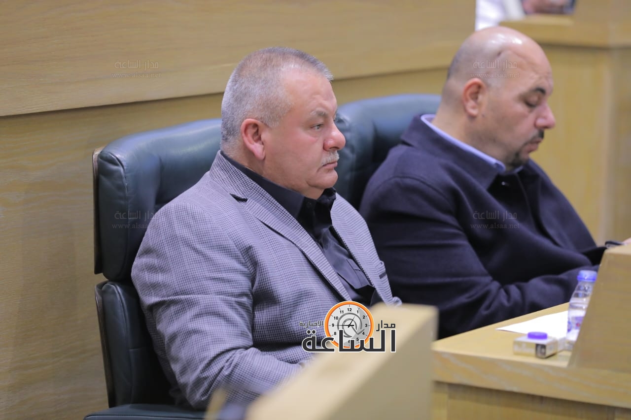 Madar Al-Saa Images 0.4728880589326405