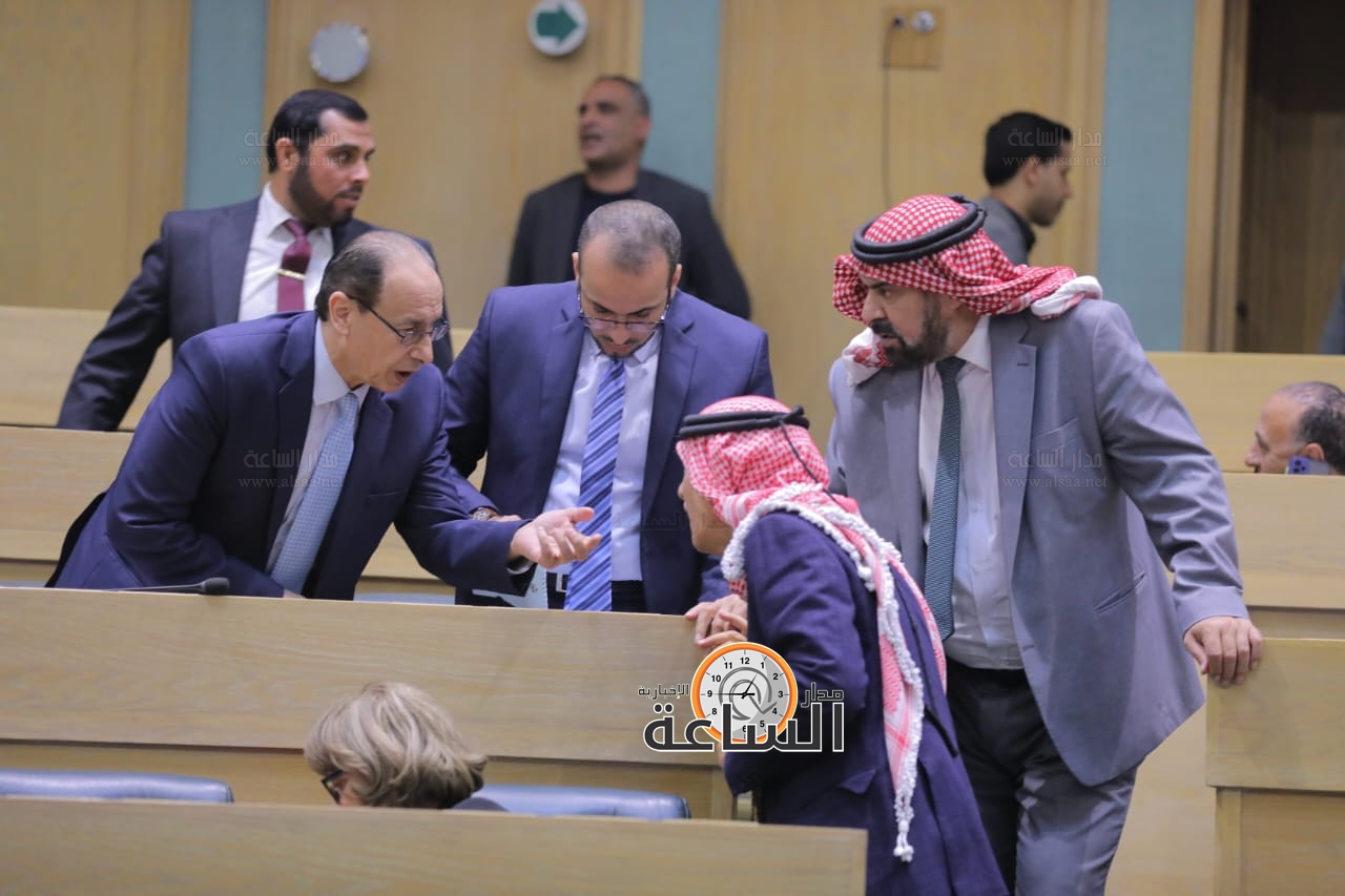 Madar Al-Saa Images 0.06357191870507162