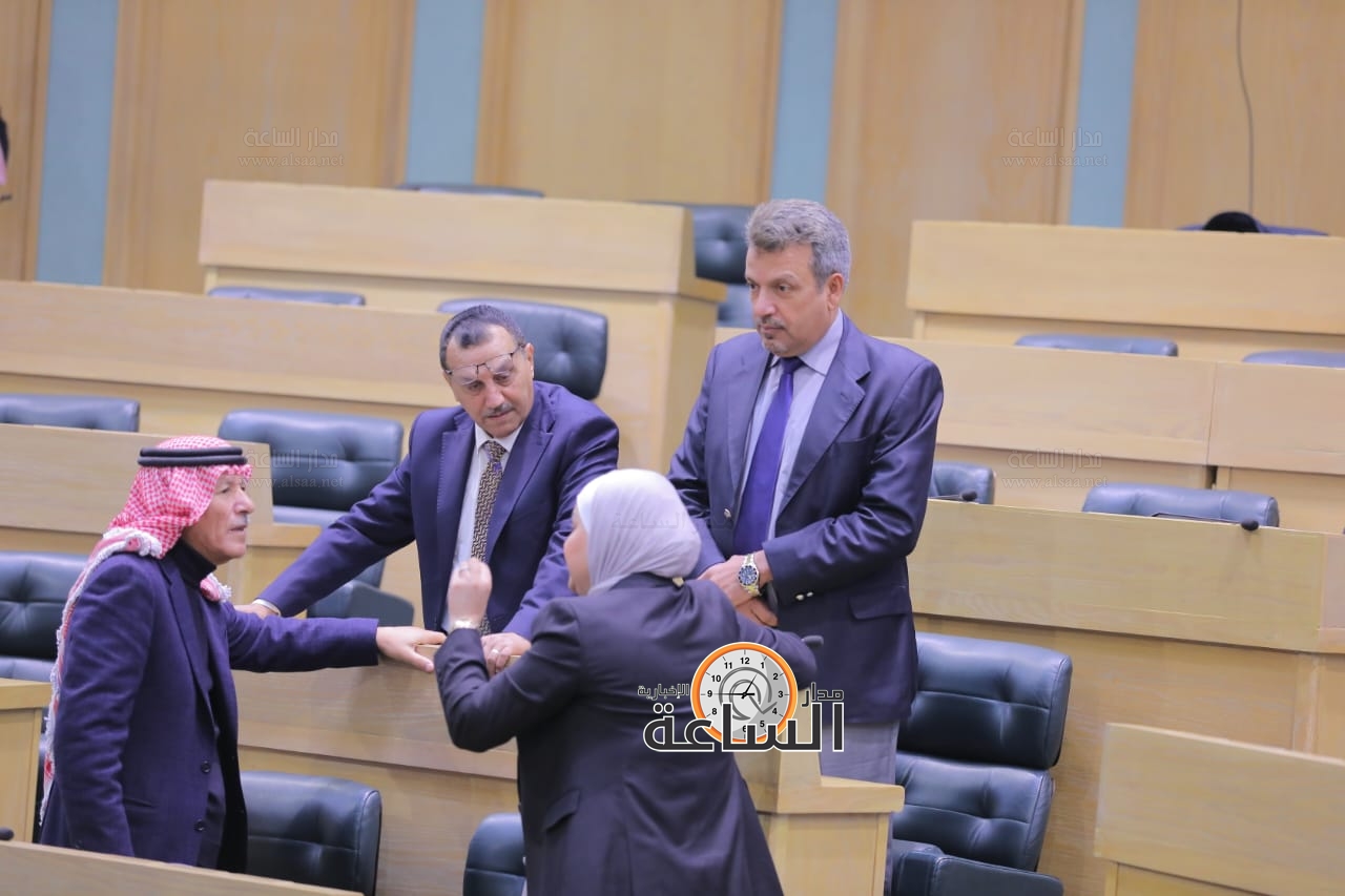 Madar Al-Saa Images 0.5907197706043794