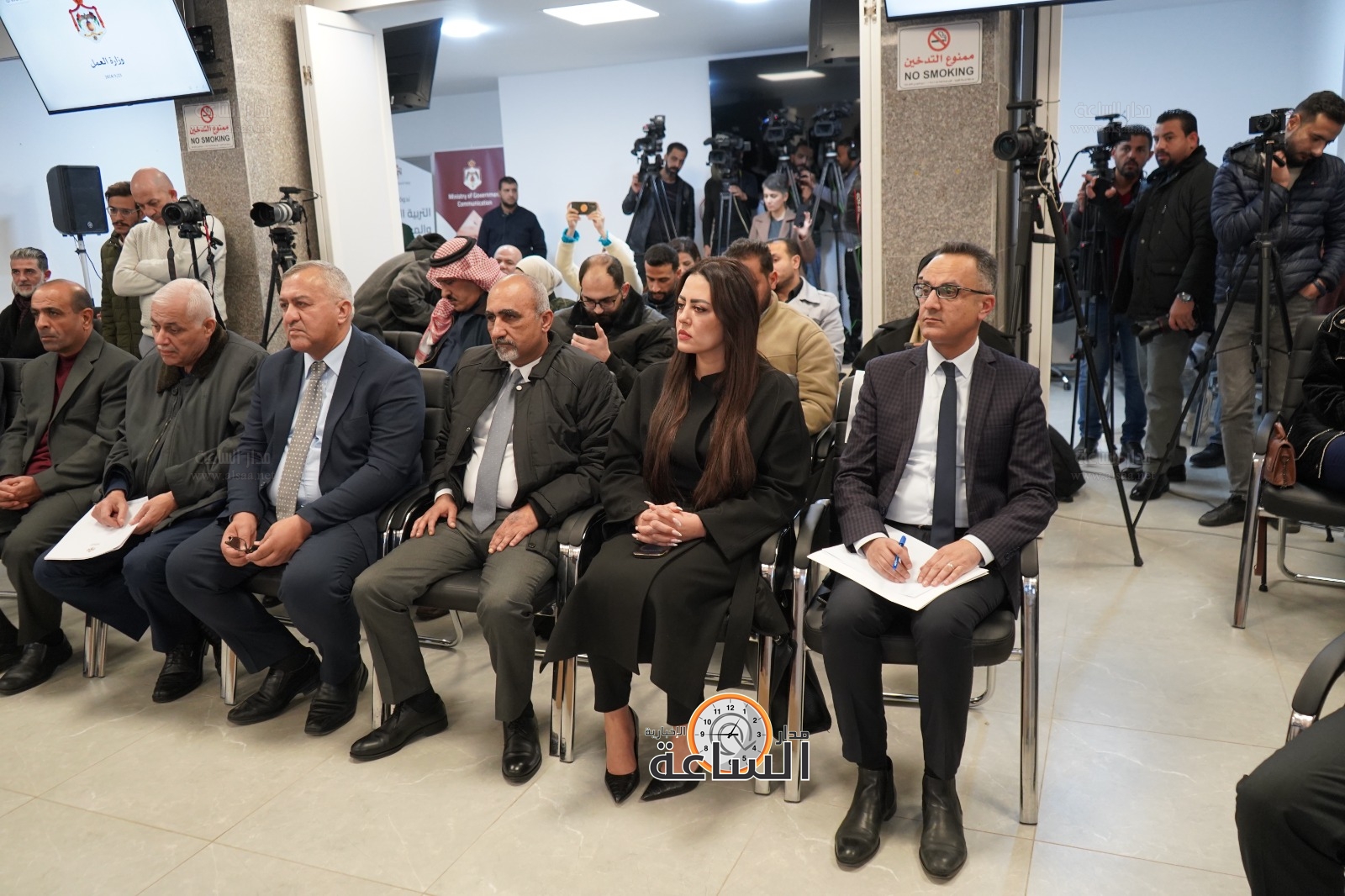 Madar Al-Saa Images 0.9960419088721191