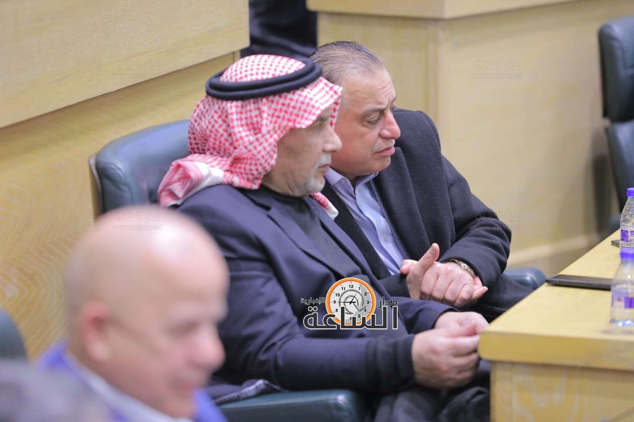 Madar Al-Saa Images 0.8827079704344416