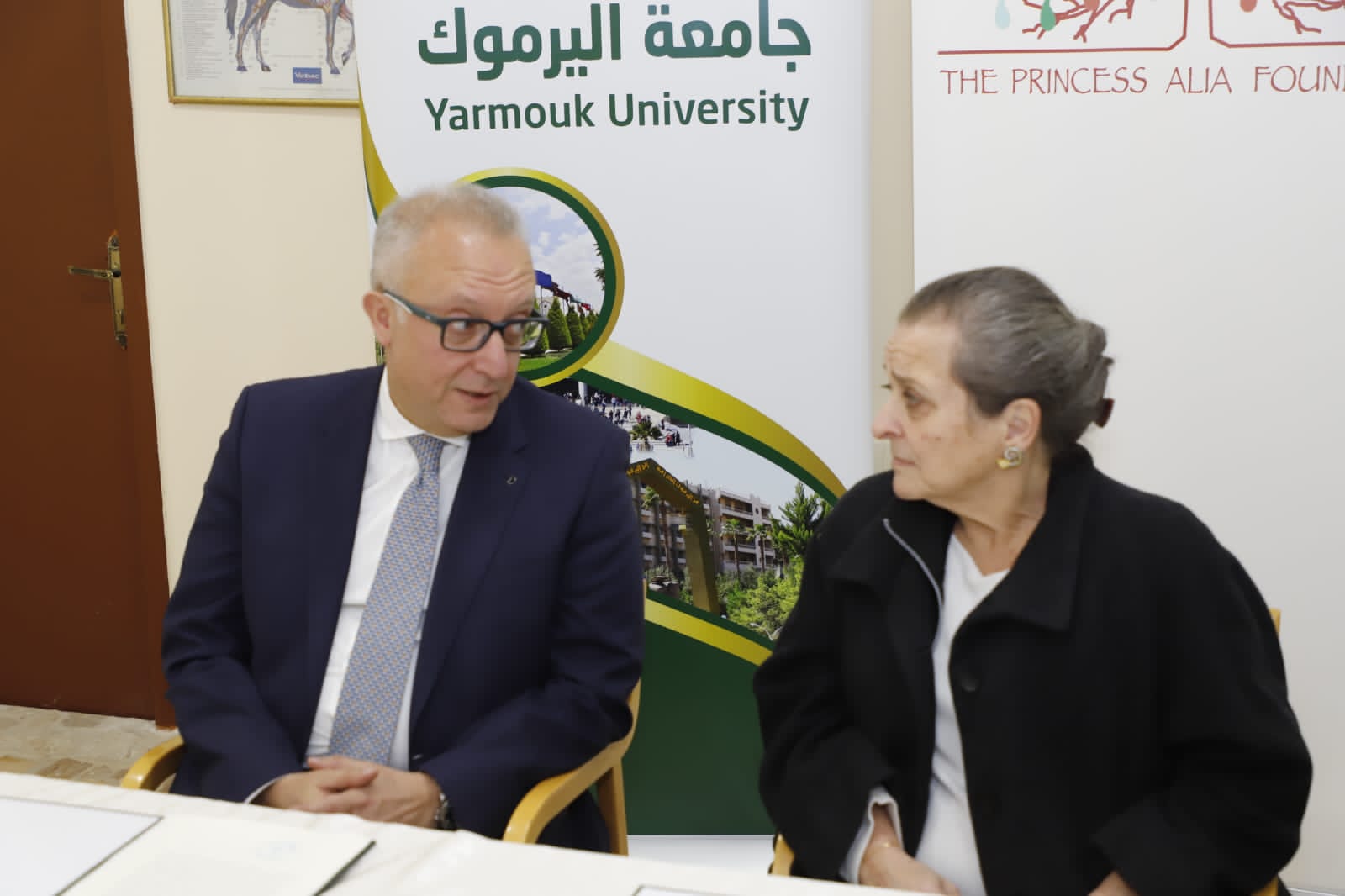 Madar Al-Saa Images 0.48816519941185255