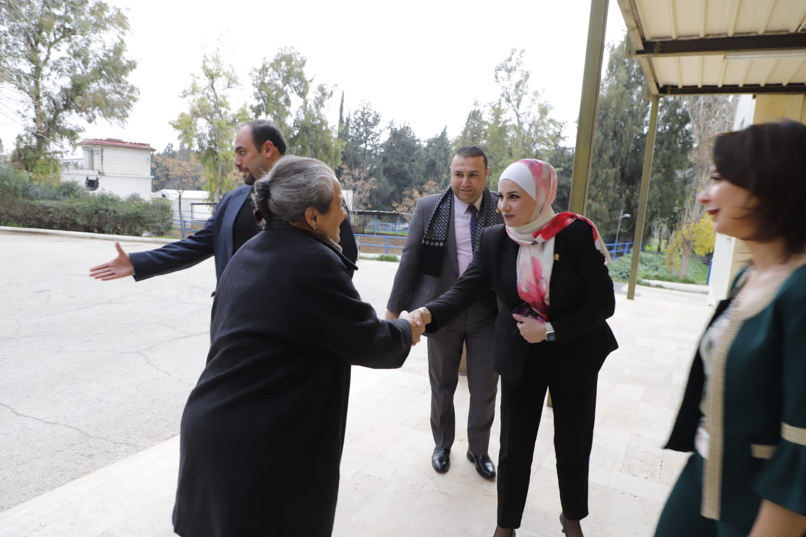 Madar Al-Saa Images 0.918420762638726